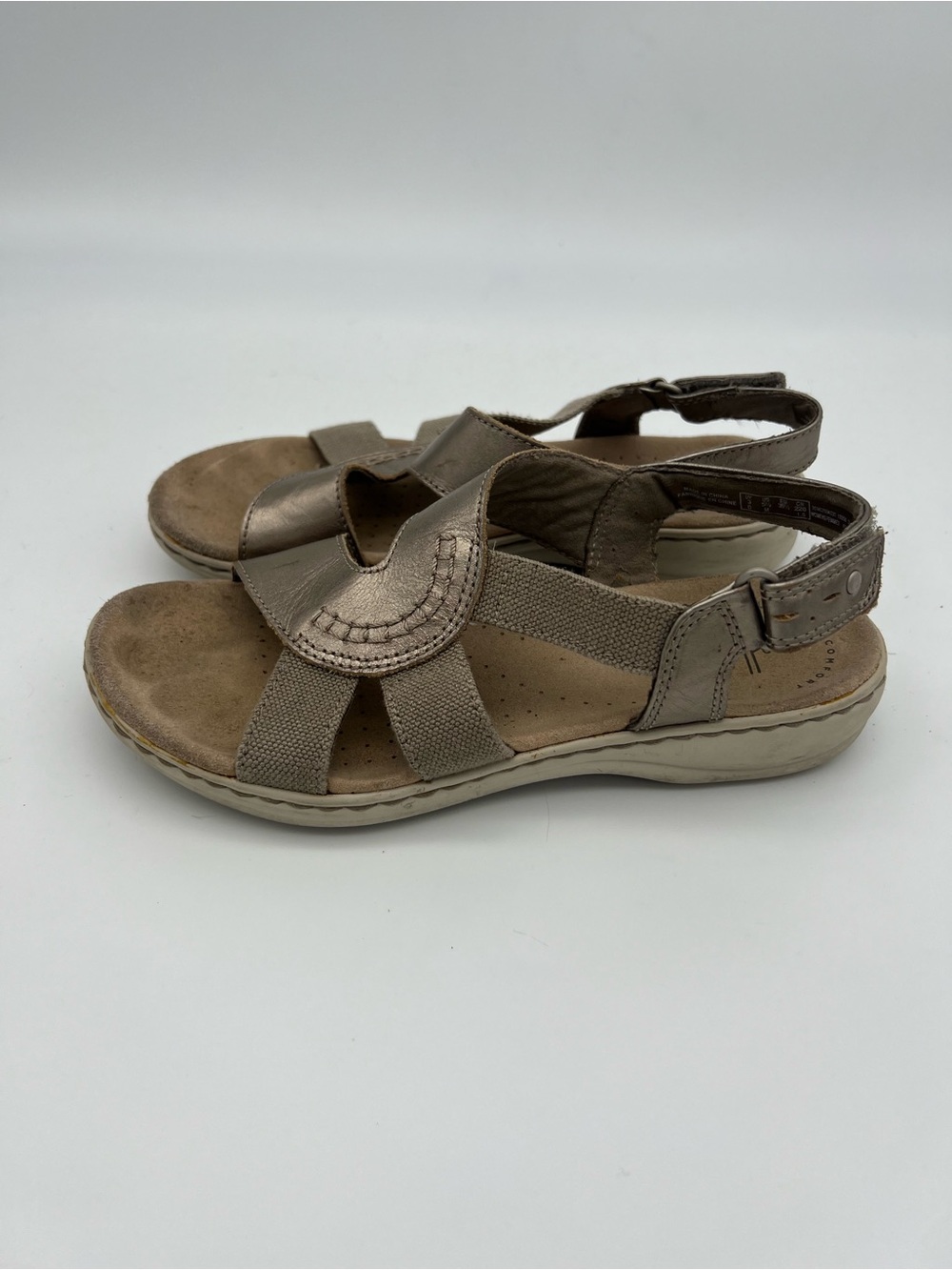 Collection Clarks Womens Leisa Joy Leather Slingback Sandals Size 5.5 Metallic